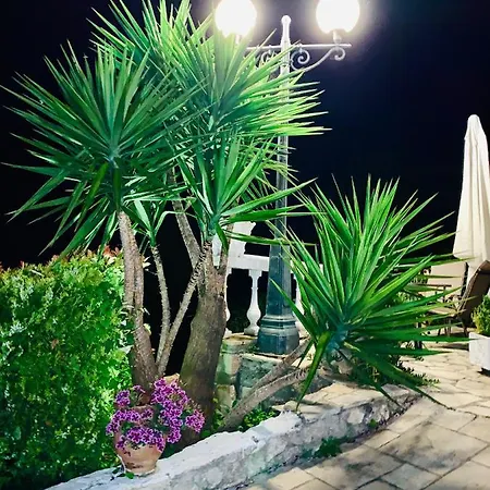 Ermones Ruby * Vátos