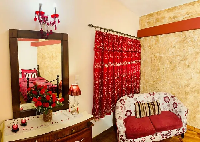 بيت للعطل Ermones Ruby Vátos