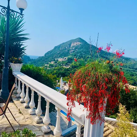Ermones Ruby Βάτος
