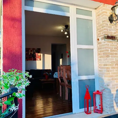 Vakantiehuis Ermones Ruby