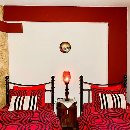 Vakantiehuis Ermones Ruby *